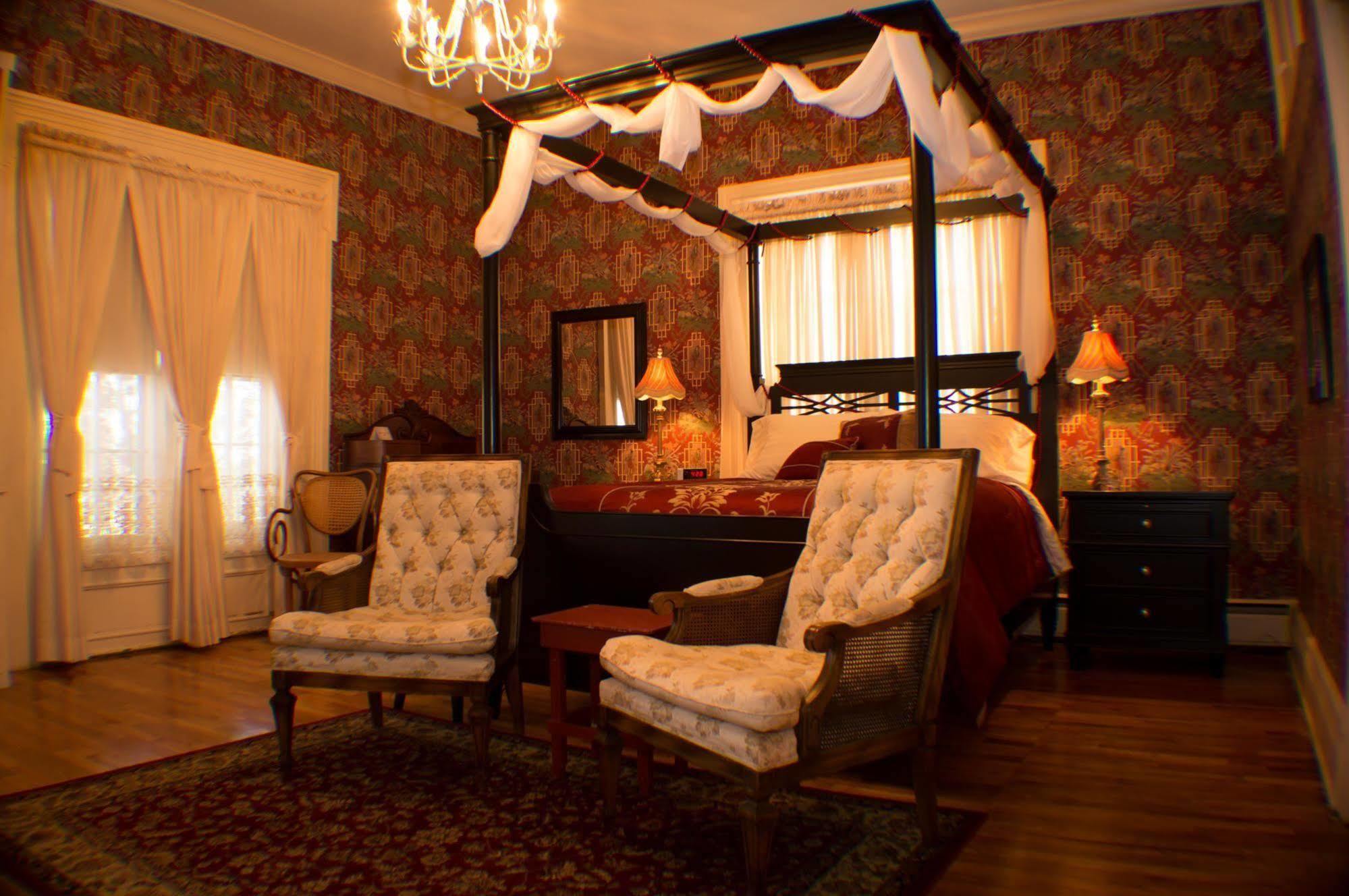 Silver Heart Inn & Cottages Индипендънс Екстериор снимка